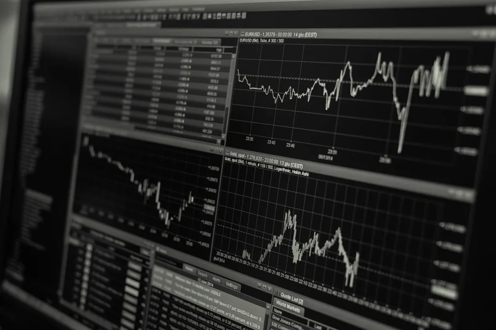 Kursy walut na żywo: euro i dolar – jak czytać wahania i kiedy wymieniać